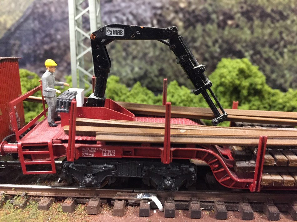 Grabben ombord på flakvogn